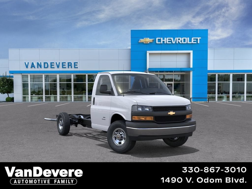 2026 Chevrolet Express Cutaway 3500